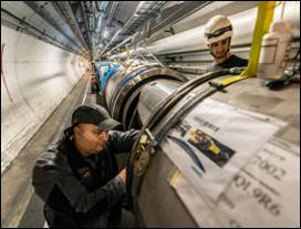 http://www.nature.com/polopoly_fs/7.13684.1384267961!/image/1.14149-CERN-1311270_05.jpg_gen/derivatives/landscape_630/1.14149-CERN-1311270_05.jpg